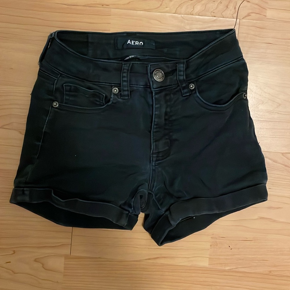Black Aeropostale shorts size 00